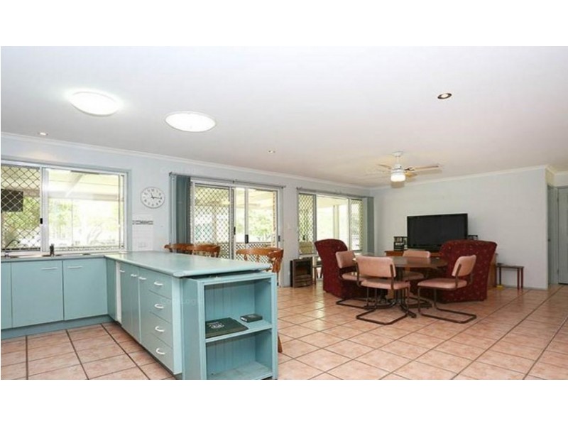729-733 Bestmann Road, Ningi QLD 4511