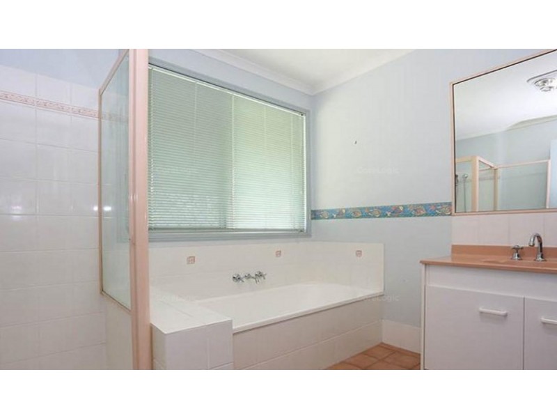 729-733 Bestmann Road, Ningi QLD 4511