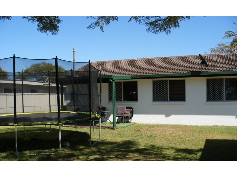 11 Trevor Street, Beachmere QLD 4510