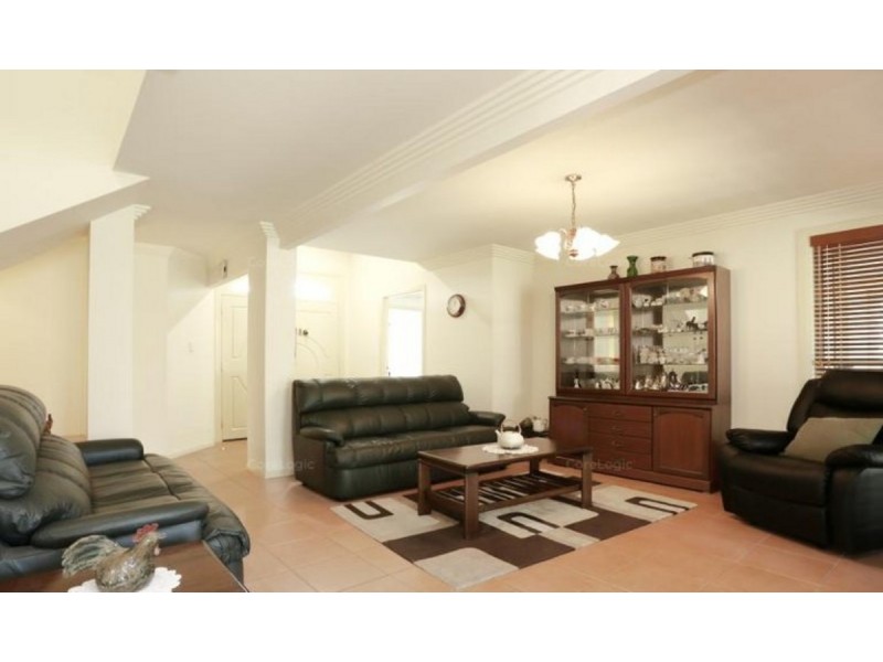 121 Avon Avenue, Banksia Beach QLD 4507