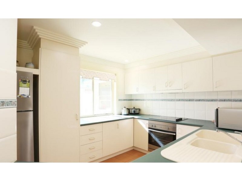 121 Avon Avenue, Banksia Beach QLD 4507