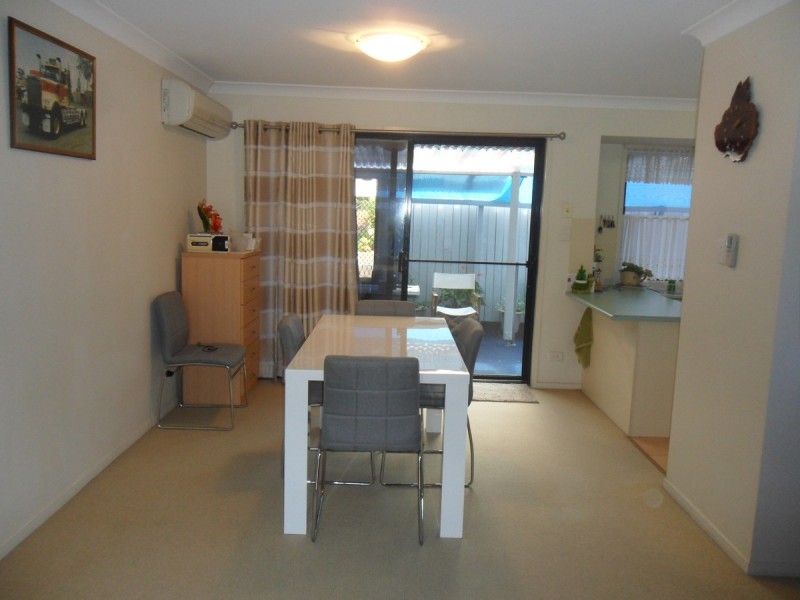 Sandstone Point QLD 4511