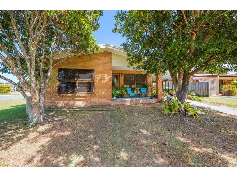 15 Phoenix, Bongaree QLD 4507