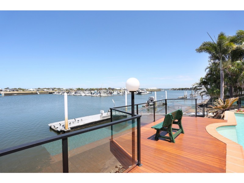 36 Cosmos Avenue, Banksia Beach QLD 4507