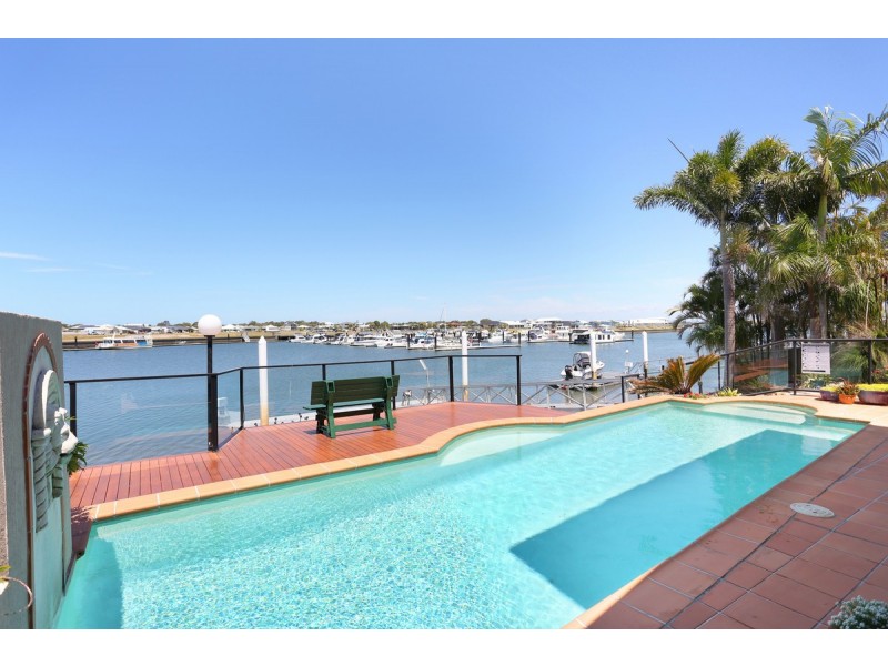 36 Cosmos Avenue, Banksia Beach QLD 4507
