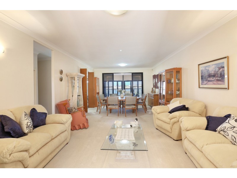 36 Cosmos Avenue, Banksia Beach QLD 4507