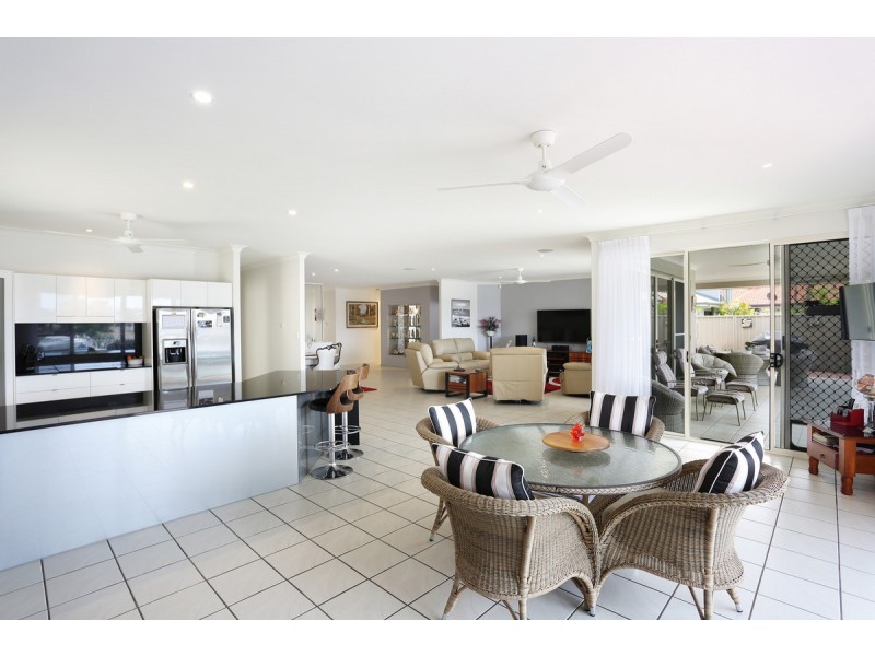 13 Marlin Court, Banksia Beach QLD 4507