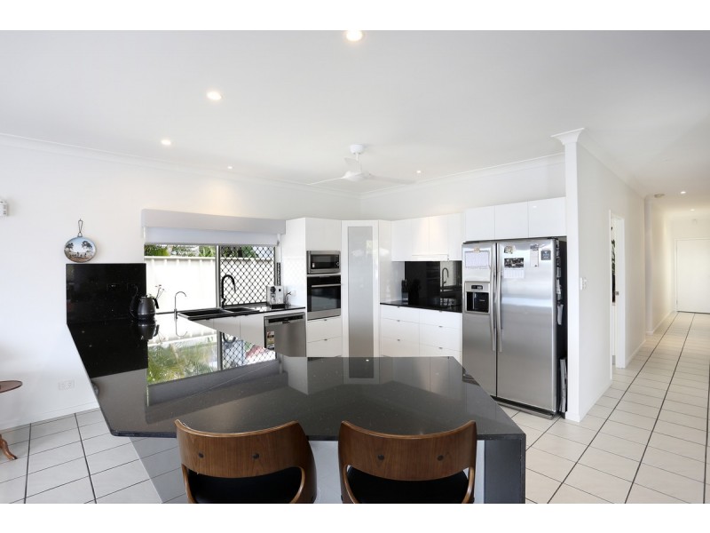 13 Marlin Court, Banksia Beach QLD 4507
