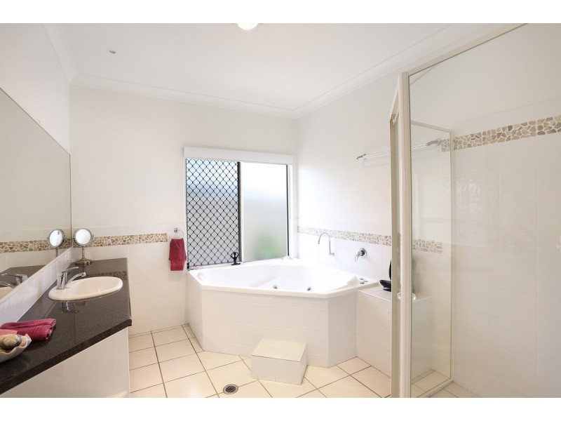 13 Marlin Court, Banksia Beach QLD 4507