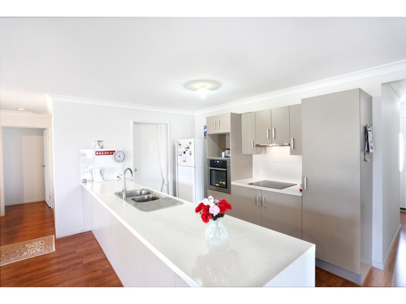 17 Yorkshire Drive, Banksia Beach QLD 4507