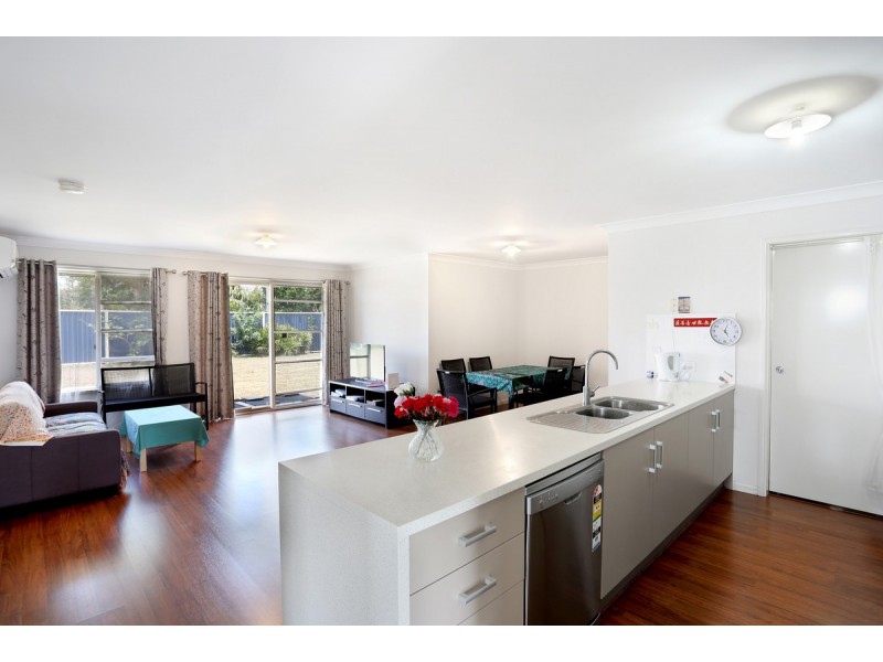 17 Yorkshire Drive, Banksia Beach QLD 4507