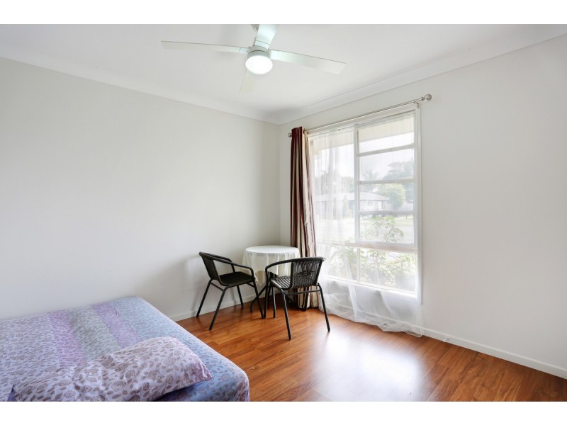 17 Yorkshire Drive, Banksia Beach QLD 4507