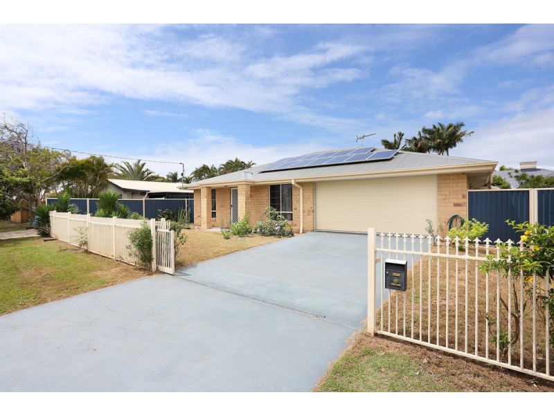 17 Yorkshire Drive, Banksia Beach QLD 4507