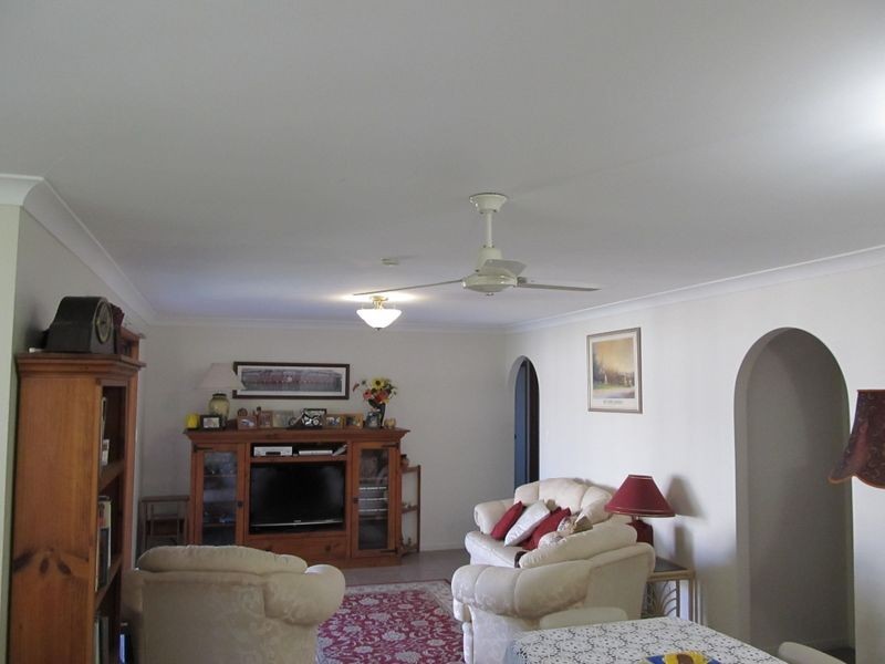 15 Carter Court, Sandstone Point QLD 4511