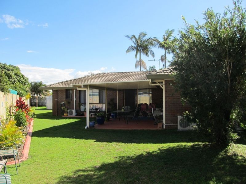 15 Carter Court, Sandstone Point QLD 4511