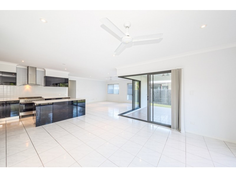 No. 13 Vanillalily Close, Banksia Beach QLD 4507