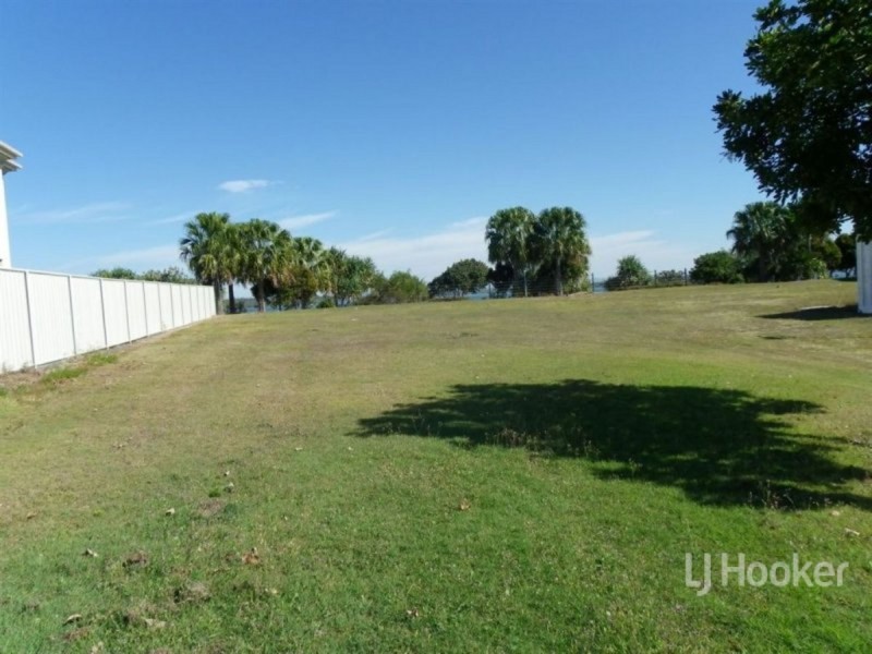 33 Seaside Drive, Banksia Beach QLD 4507