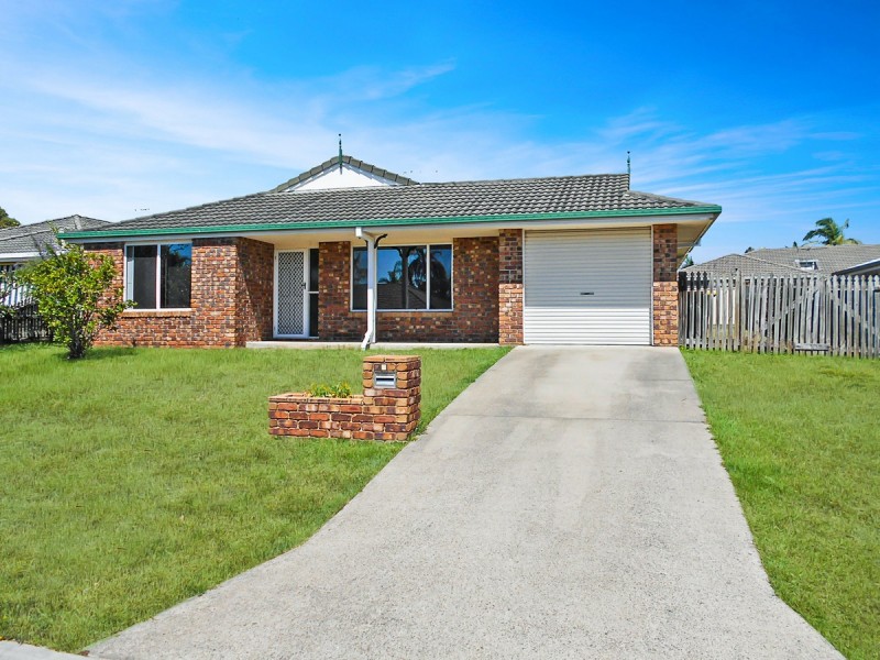 4 Lancaster Place, Sandstone Point QLD 4511