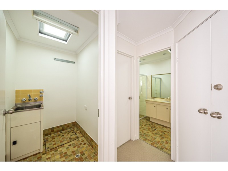 5/16 Spinnaker Drive, Sandstone Point QLD 4511