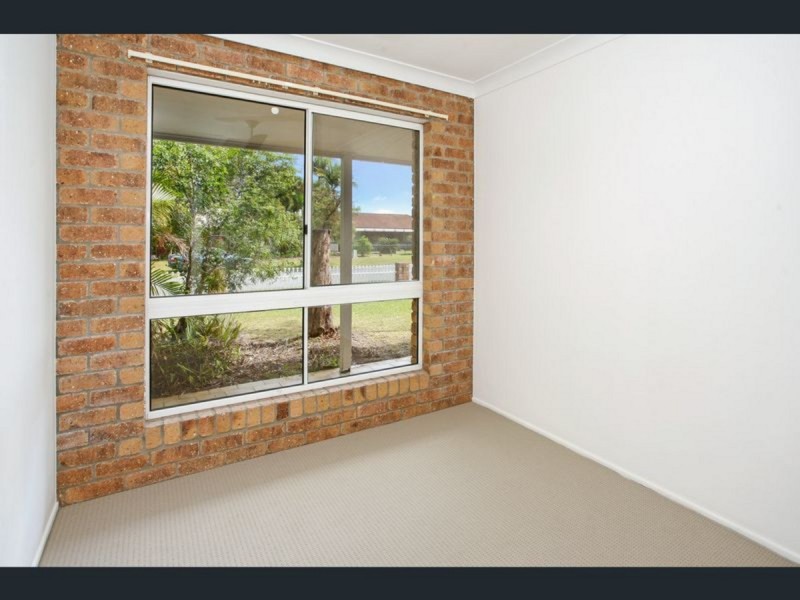 6 Keala Court, Banksia Beach QLD 4507