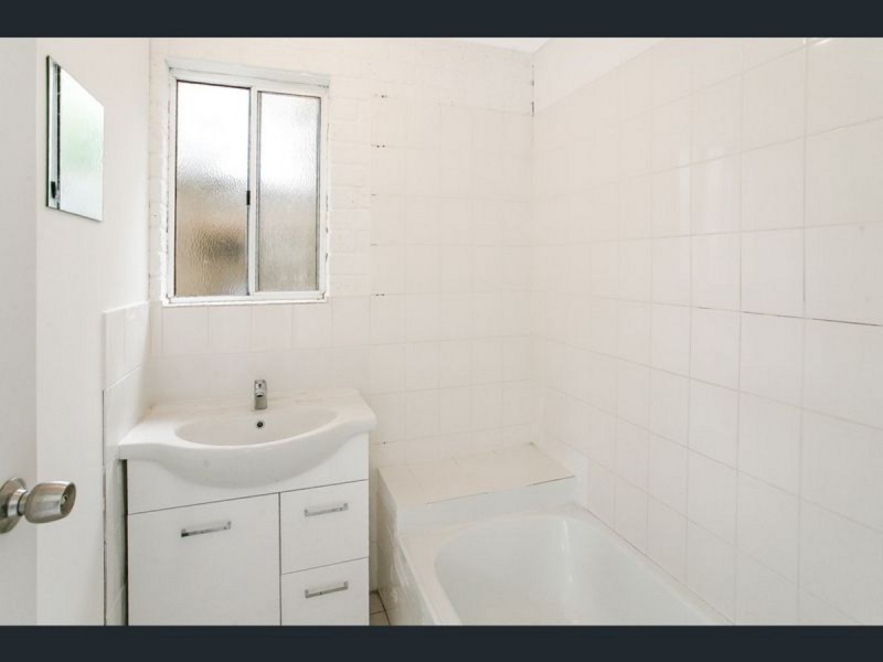 6 Keala Court, Banksia Beach QLD 4507