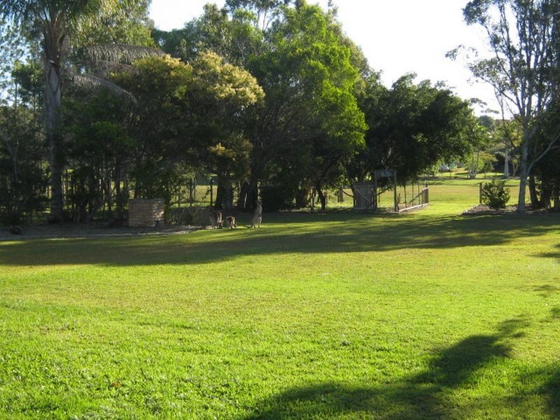 23 Pharlap Court, Ningi QLD 4511