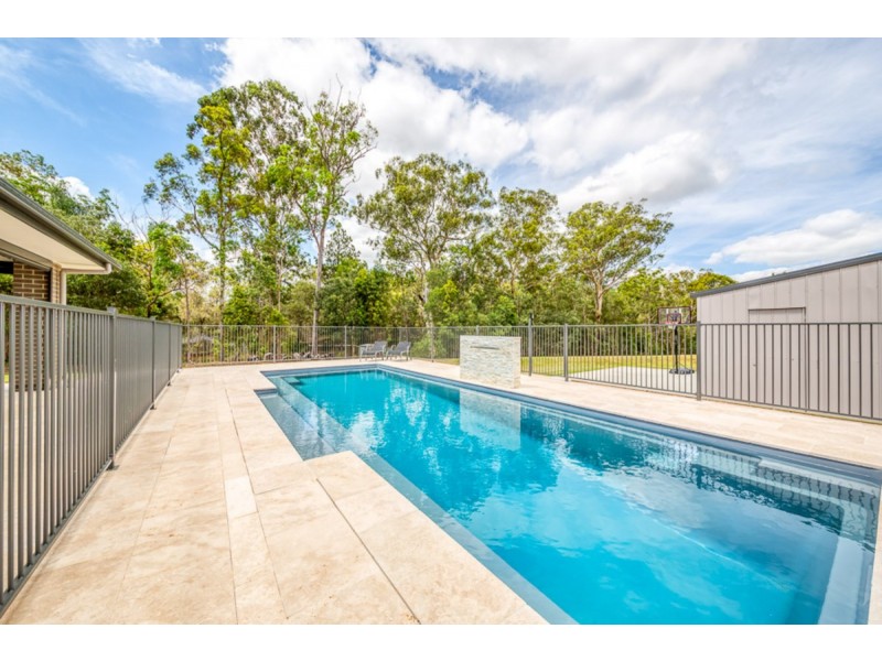 42 Ashleigh Street, Caboolture QLD 4510