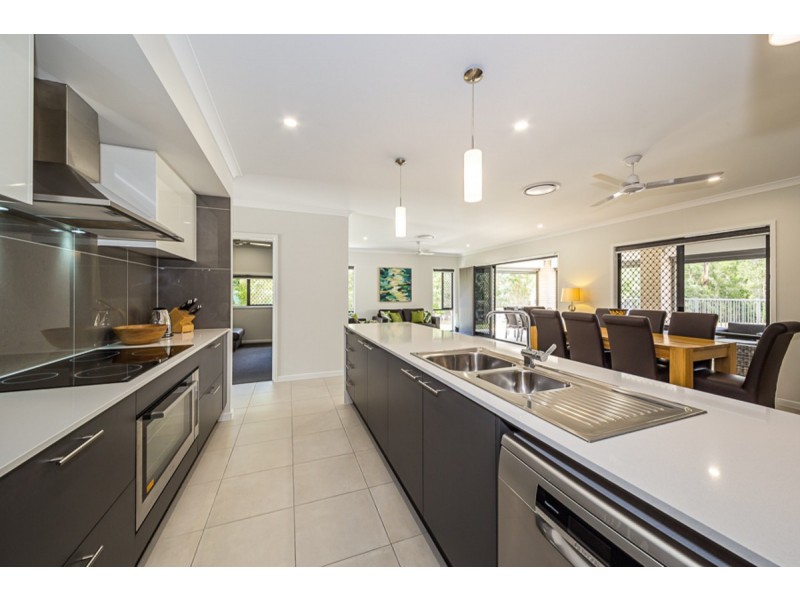42 Ashleigh Street, Caboolture QLD 4510