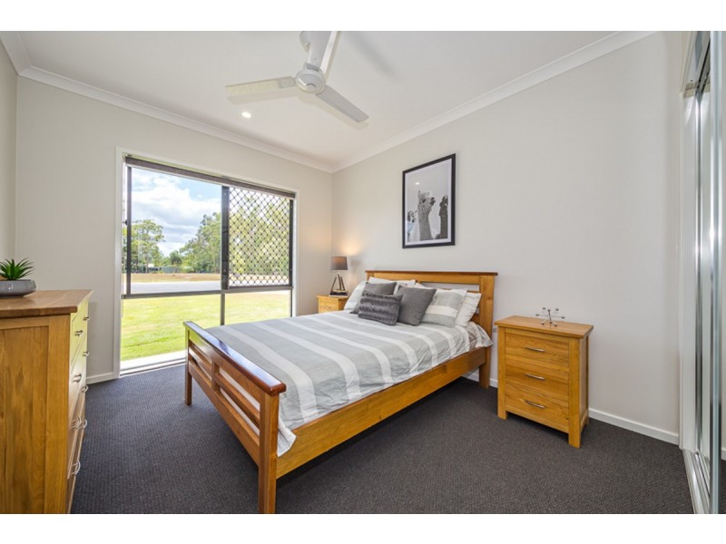42 Ashleigh Street, Caboolture QLD 4510