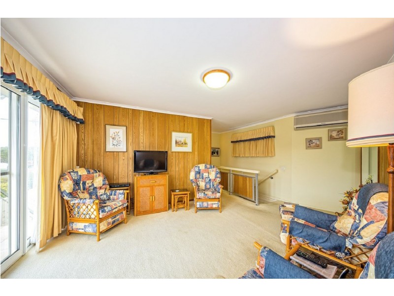 10 Brookes Crescent, Woorim QLD 4507