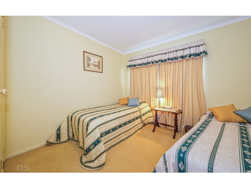 10 Brookes Crescent, Woorim QLD 4507