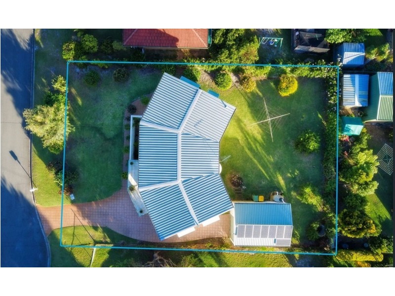 10 Brookes Crescent, Woorim QLD 4507