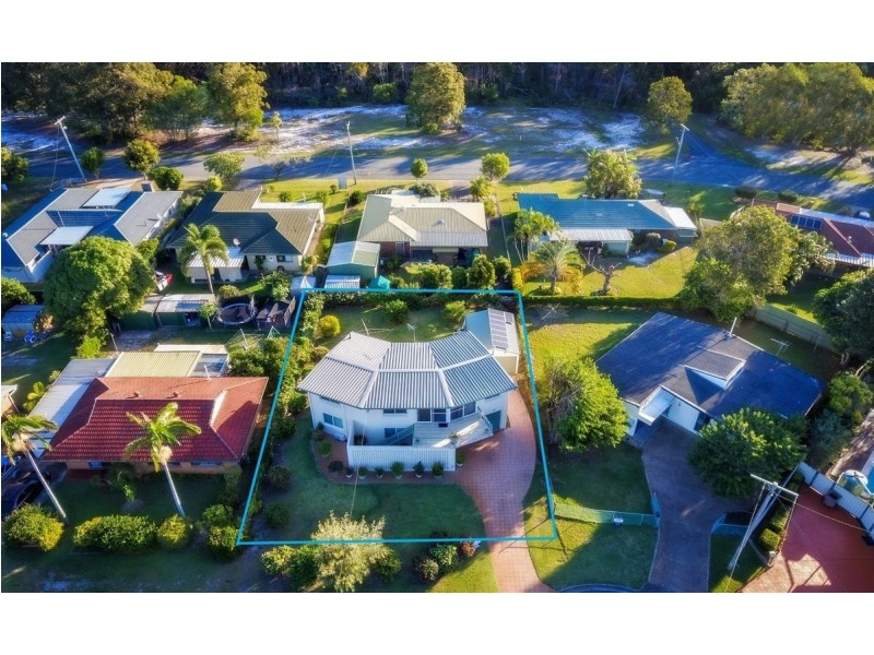10 Brookes Crescent, Woorim QLD 4507