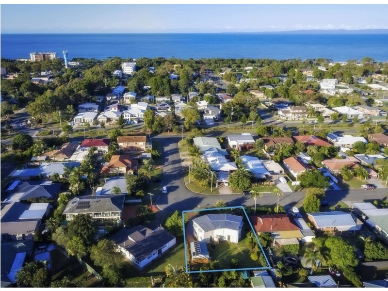 10 Brookes Crescent, Woorim QLD 4507