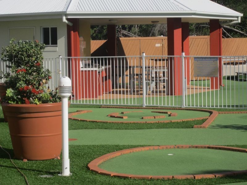 12/5 Links Court, Bribie Island QLD 4507