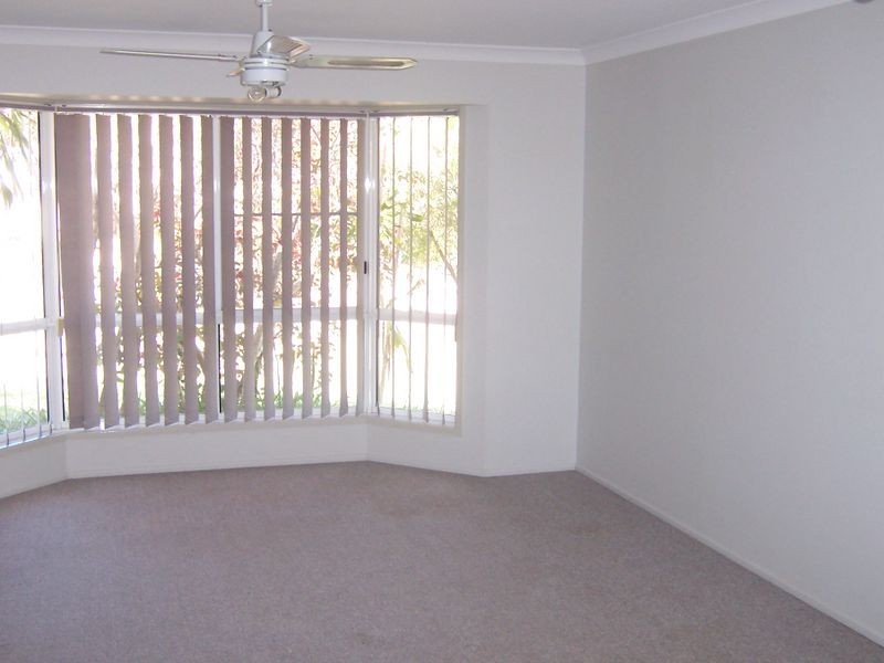 Sandstone Point QLD 4511