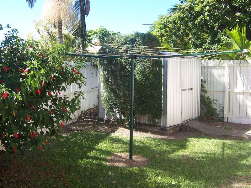 Sandstone Point QLD 4511