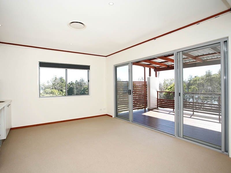 112/8 Spinnaker Dr, Sandstone Point QLD 4511