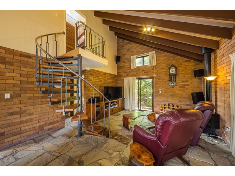 32 Brookes Crescent, Woorim QLD 4507