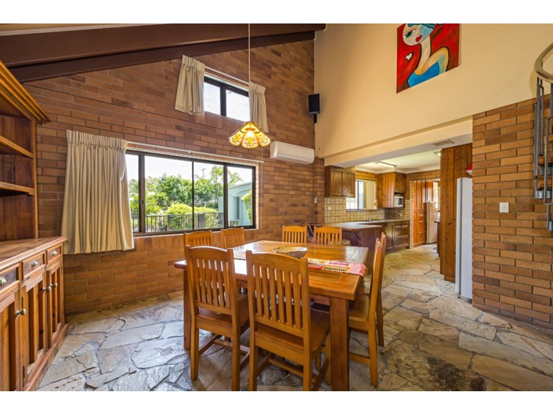 32 Brookes Crescent, Woorim QLD 4507