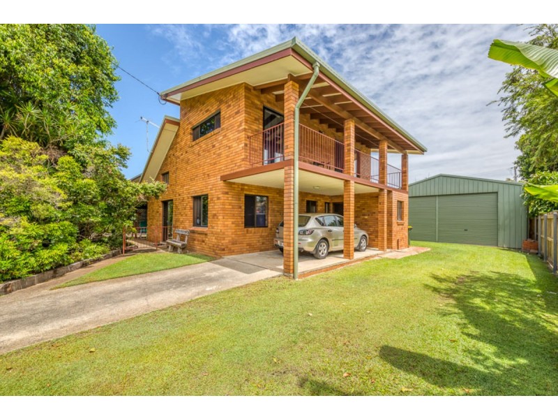 32 Brookes Crescent, Woorim QLD 4507