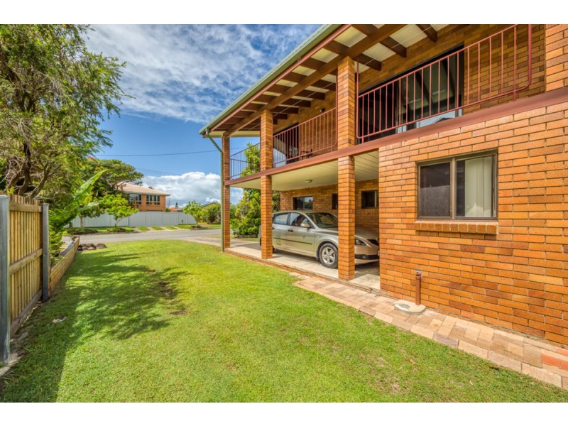 32 Brookes Crescent, Woorim QLD 4507