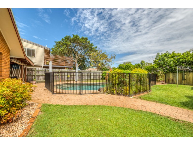 32 Brookes Crescent, Woorim QLD 4507