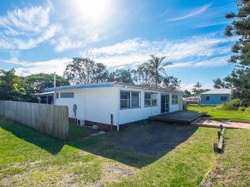 Beachmere QLD 4510