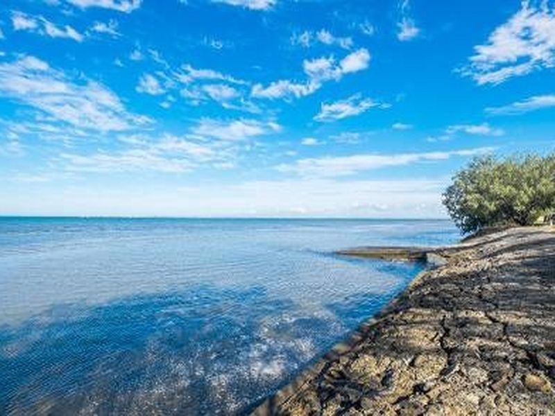 Beachmere QLD 4510