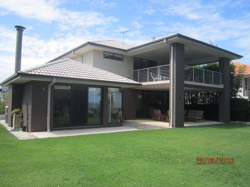 Sandstone Point QLD 4511