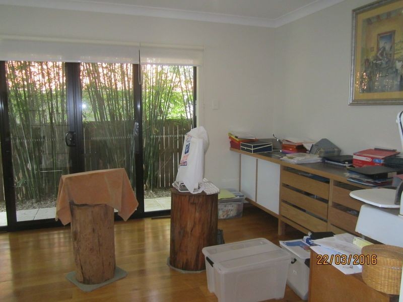 Sandstone Point QLD 4511