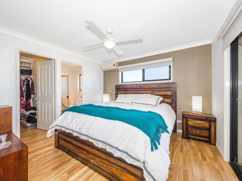 Sandstone Point QLD 4511