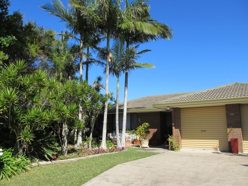 15 Carter Court, Sandstone Point QLD 4511