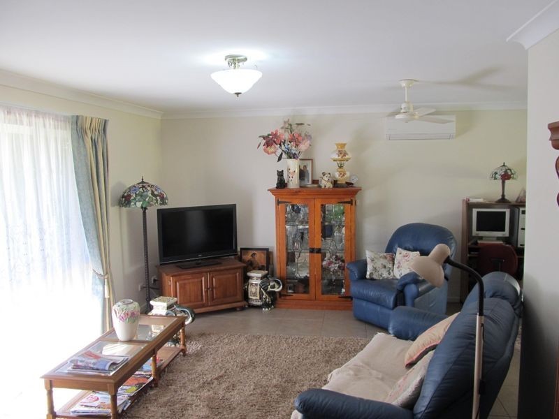 15 Carter Court, Sandstone Point QLD 4511